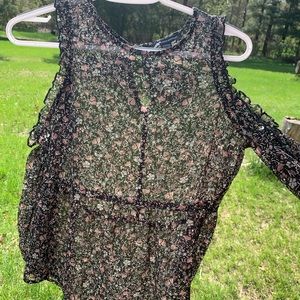 American Eagle Cold Shoulder Top - XS